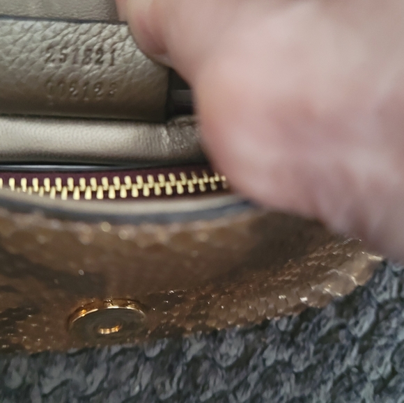 GORGEOUS VINTAGE PYTHON SNAKE CROSSBODY GUCCI BAG - Picture 14 of 16